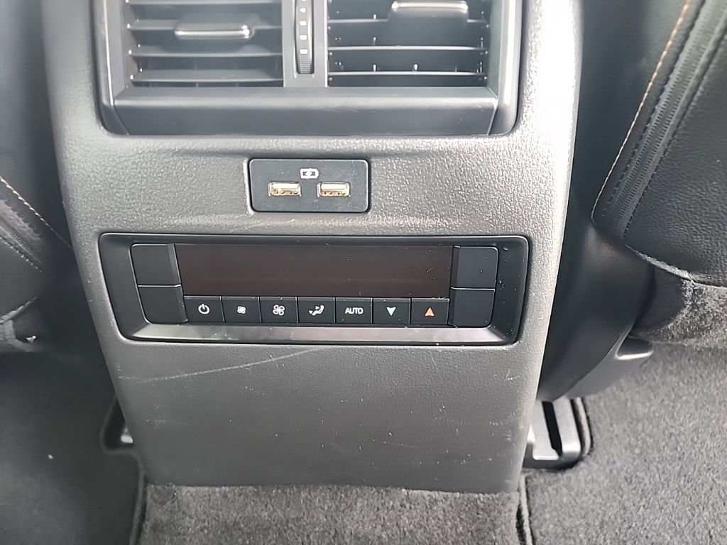 Used 2024 MAZDA CX-90 3.3 Turbo w/ Select Package image 32
