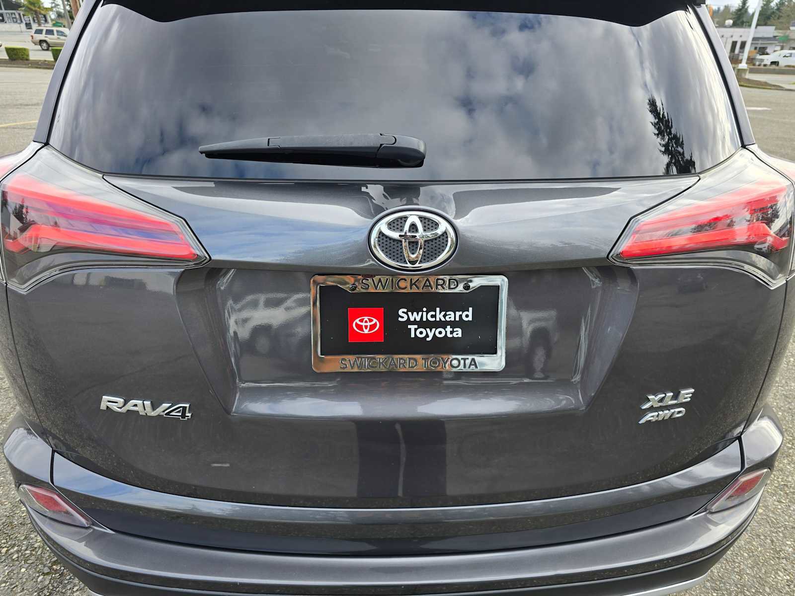 Used 2016 Toyota RAV4 XLE image 13