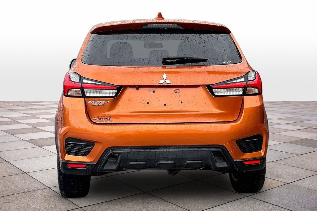 Used 2020 Mitsubishi Outlander Sport SE AWD/4WD image 4