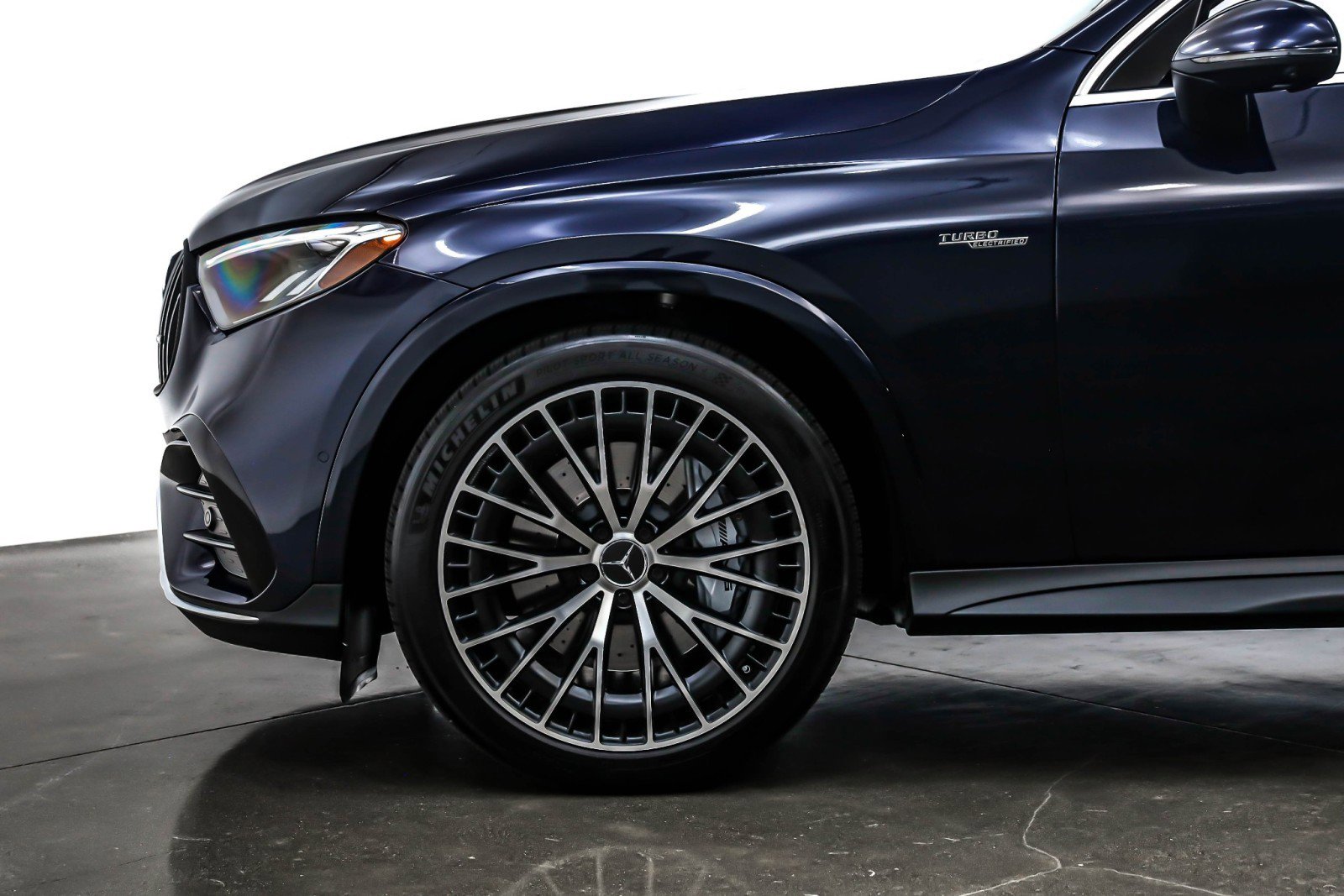 Certified 2024 Mercedes-Benz GLC 43 AMG 4MATIC image 11
