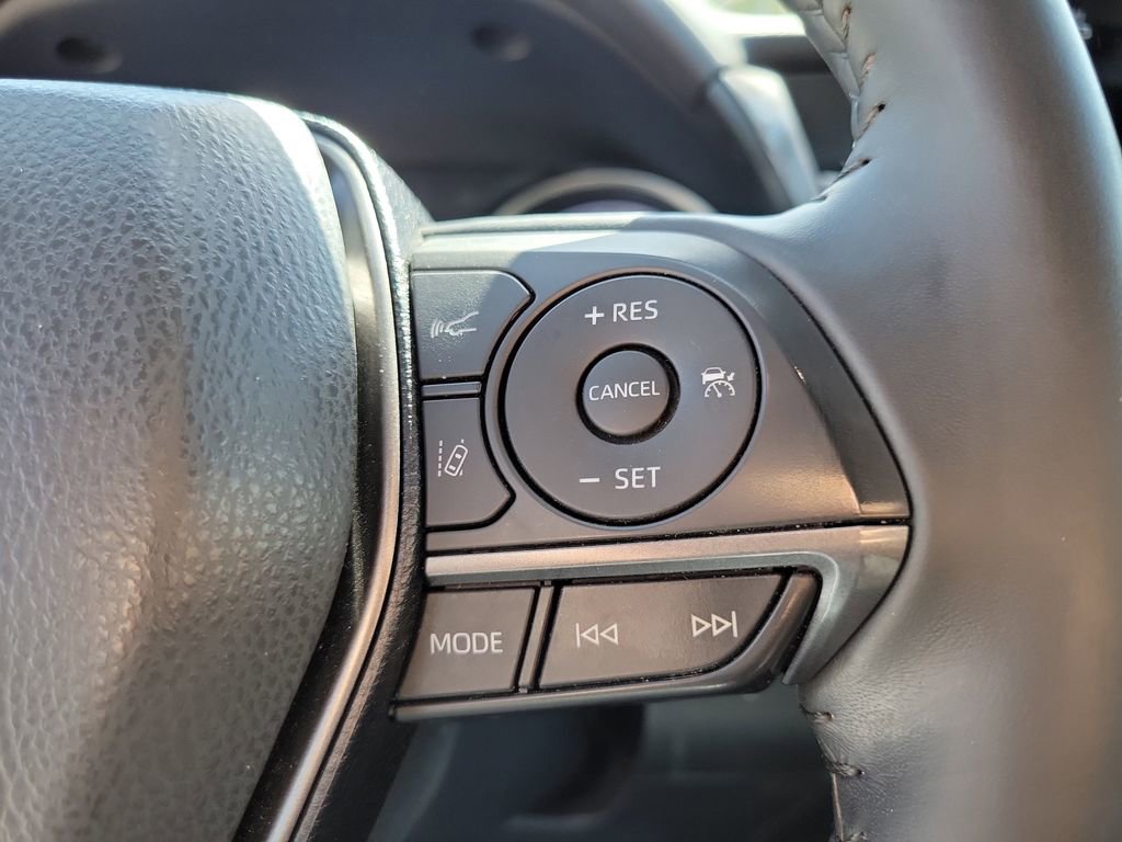 Used 2022 Toyota Camry SE w/ Audio Upgrade Package image 20