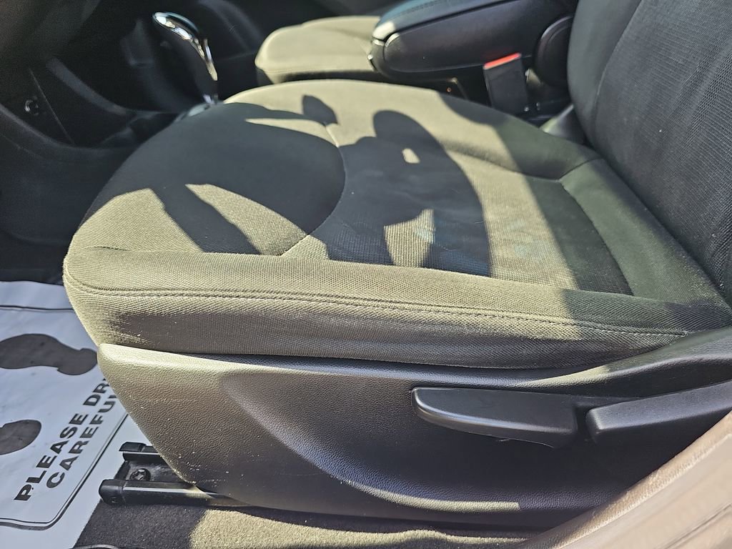 Used 2017 Chevrolet Spark LS image 31