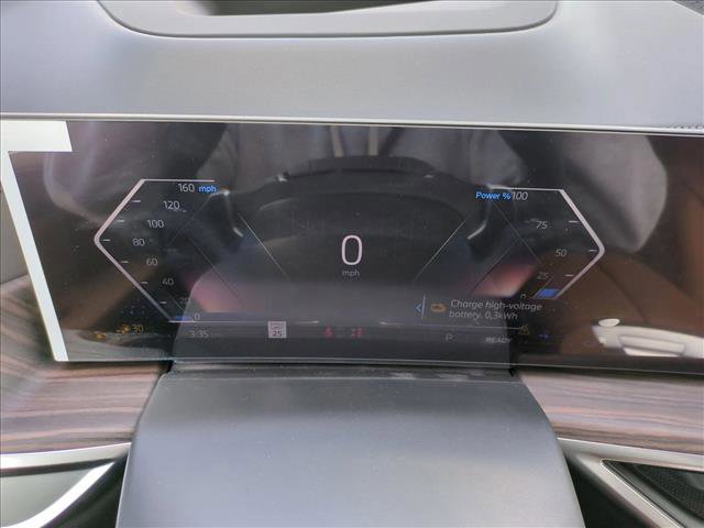 New 2026 BMW X5 xDrive50e w/ Premium Package image 11