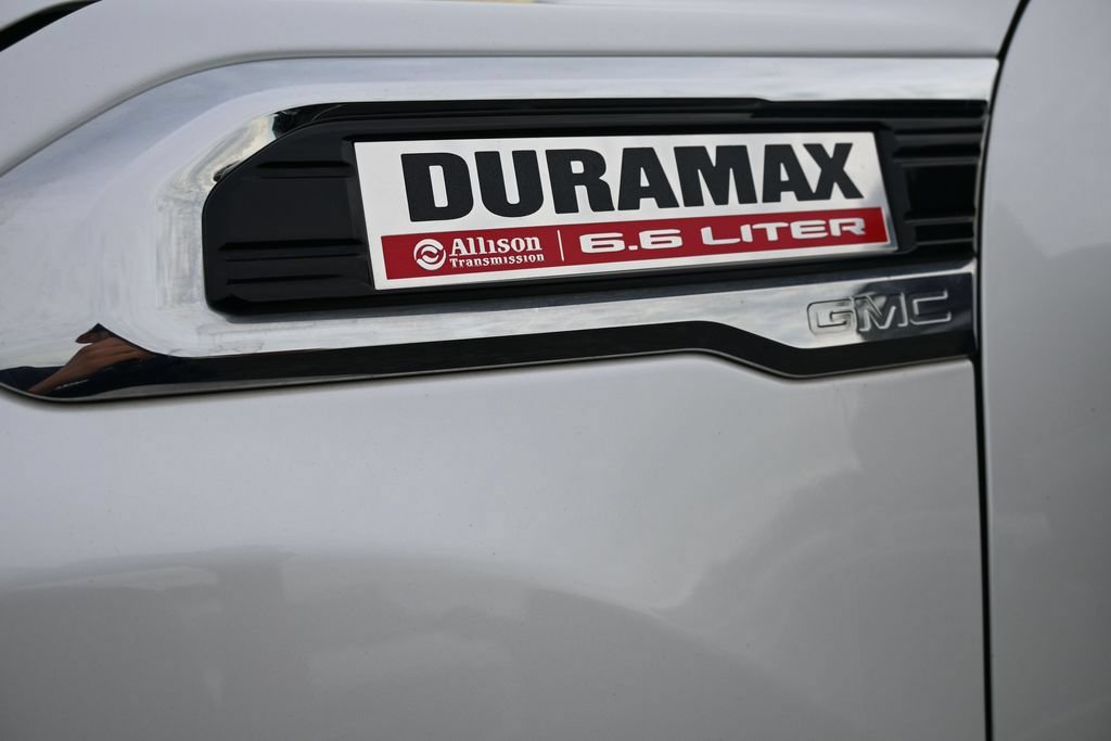 Used 2023 GMC Sierra 3500 Denali w/ Denali Ultimate Package AWD/4WD image 12