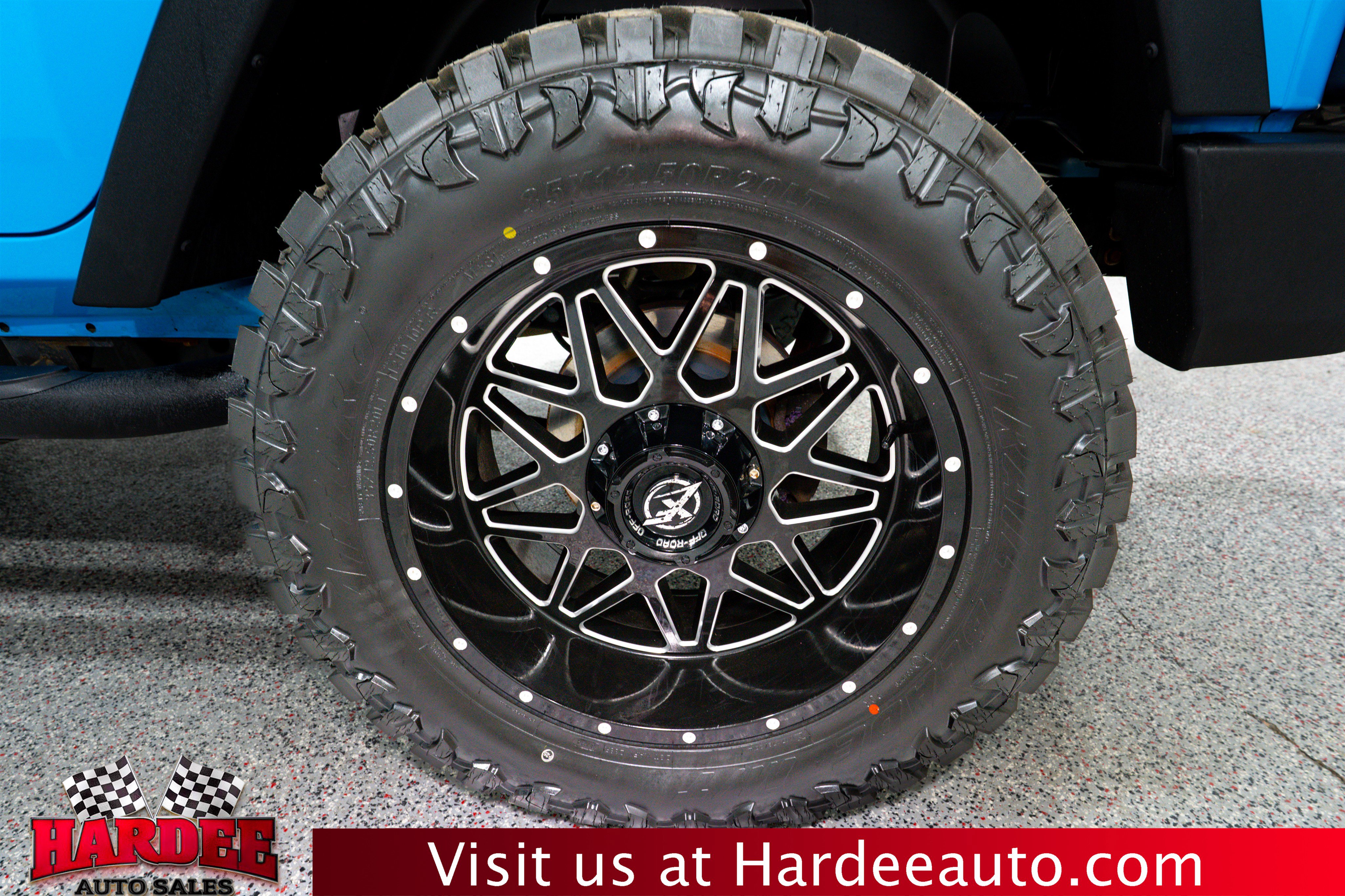 Used 2017 Jeep Wrangler Unlimited Rubicon w/ Dual Top Group image 10