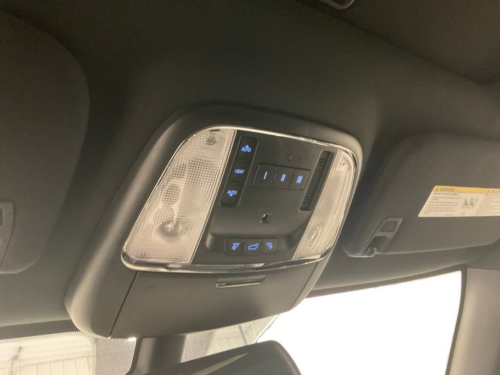 Used 2015 Jeep Grand Cherokee Altitude AWD/4WD image 23