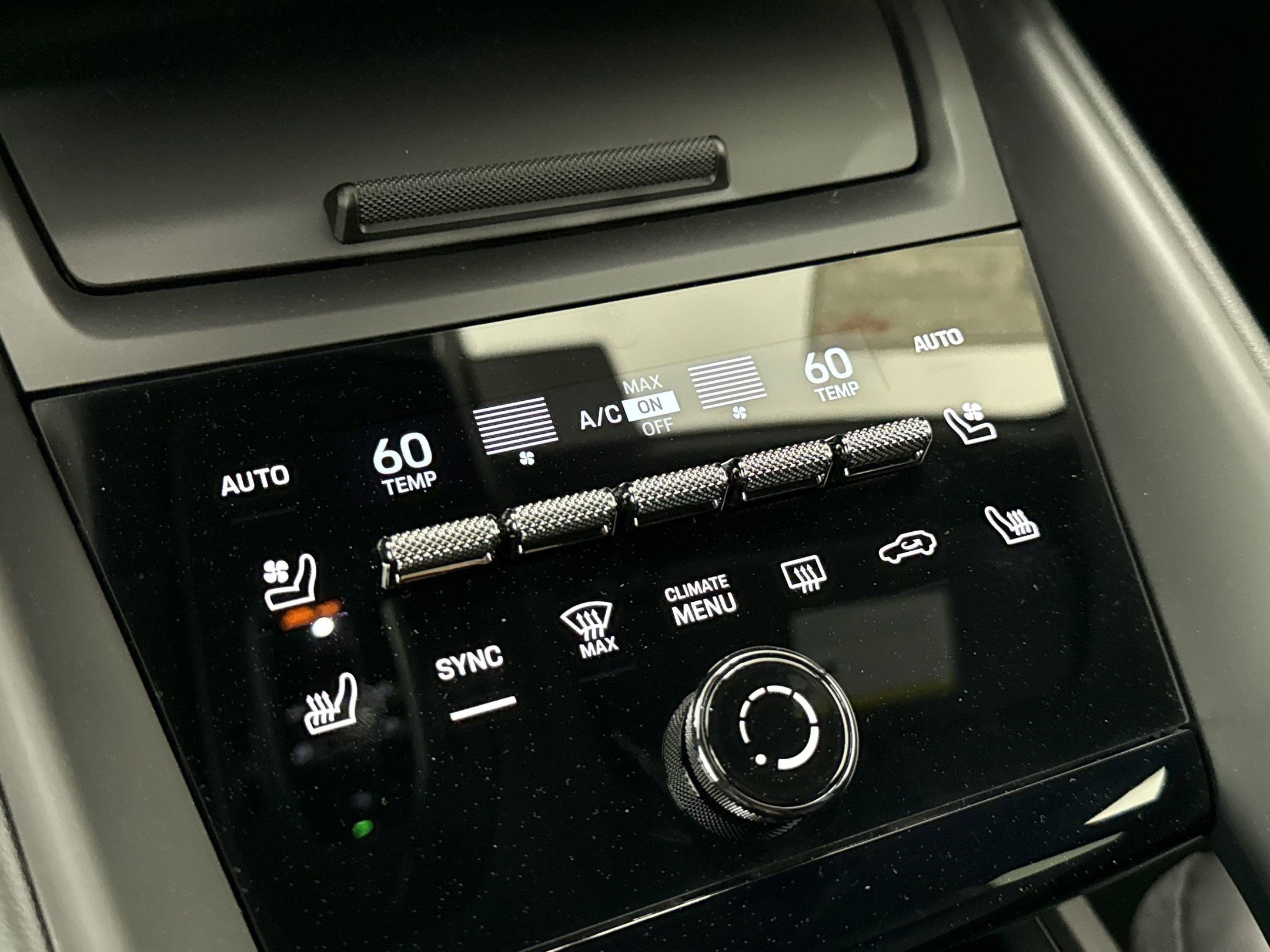 Used 2024 Porsche Macan 4 Electric image 19