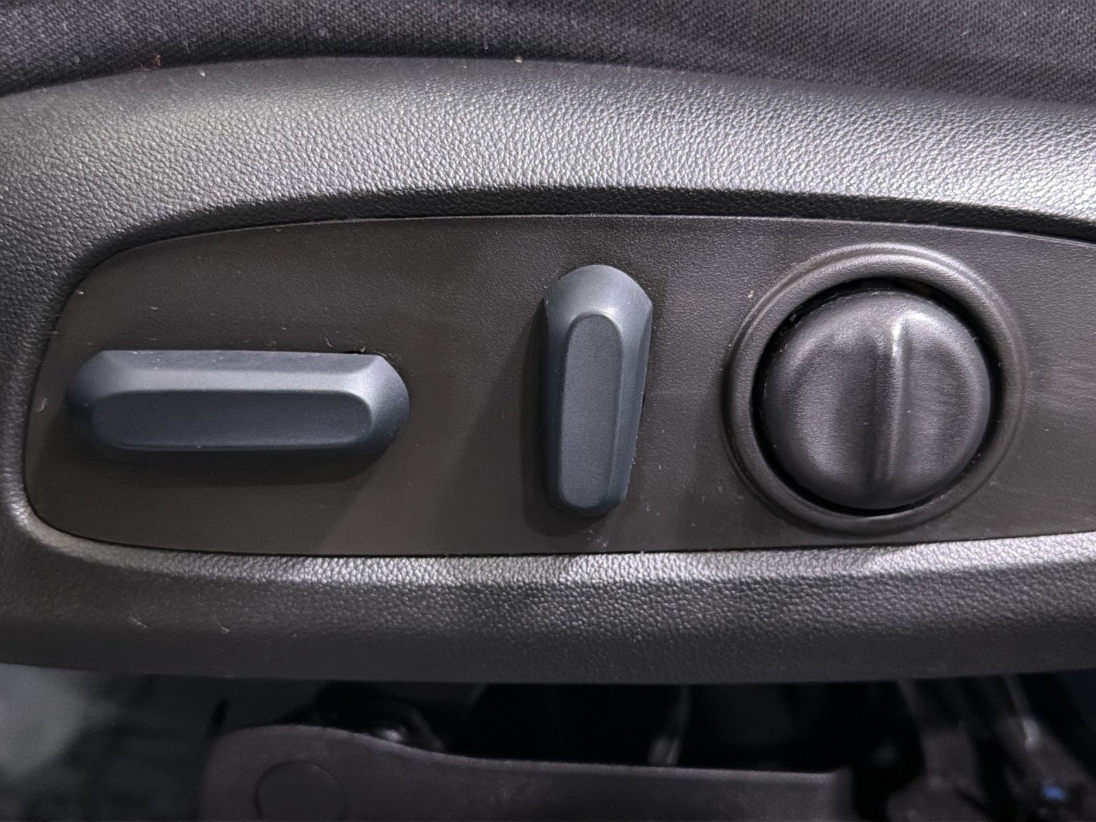 Used 2022 Chevrolet Equinox LT AWD/4WD image 29