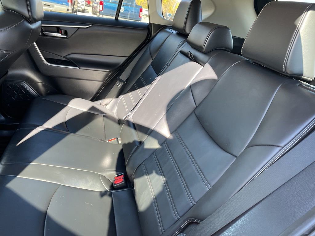 Used 2019 Toyota RAV4 XLE Premium w/ All Weather Liner Package image 8