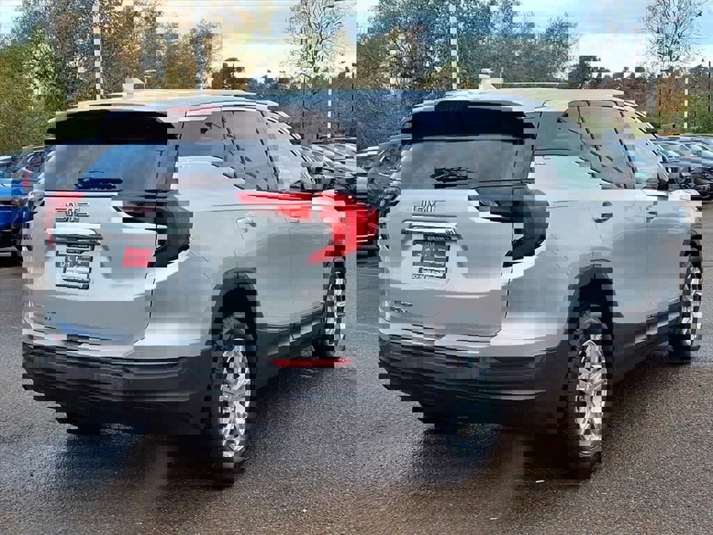 Used 2018 GMC Terrain SLE image 4