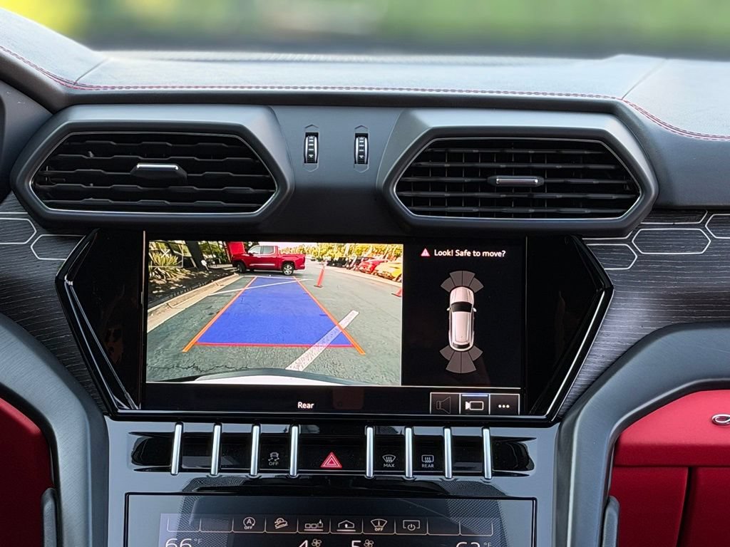 Used 2021 Lamborghini Urus AWD/4WD image 48