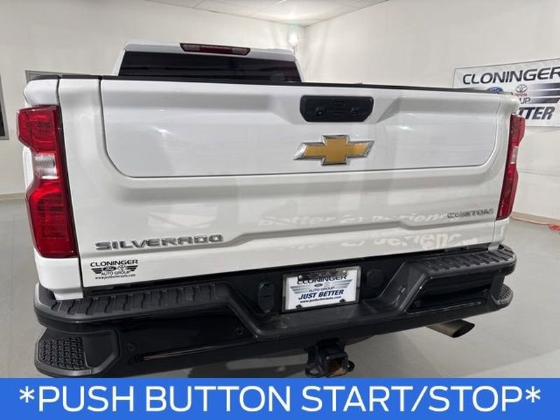 Used 2024 Chevrolet Silverado 2500 Custom w/ Custom Value Package image 9