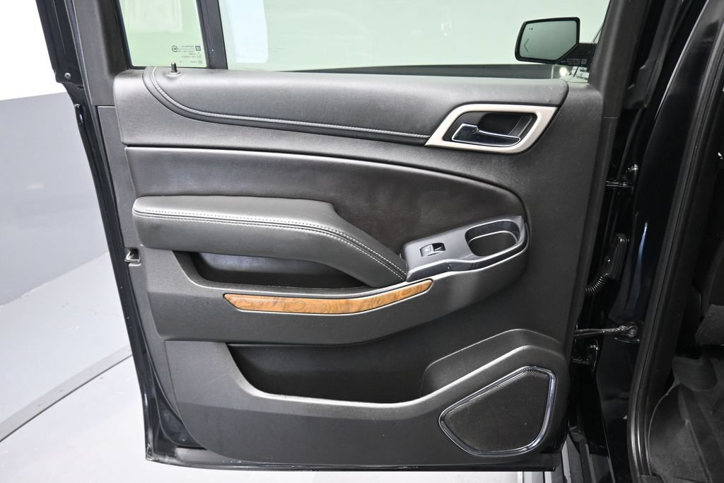 Used 2019 GMC Yukon XL Denali w/ Denali Ultimate Package AWD/4WD image 31