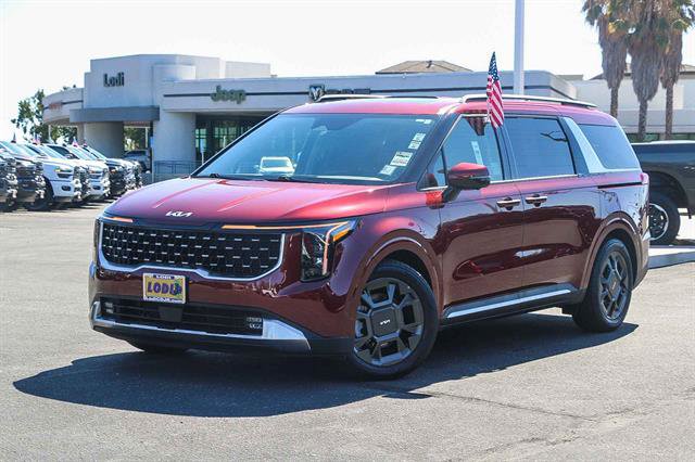 Used 2025 Kia Carnival SX