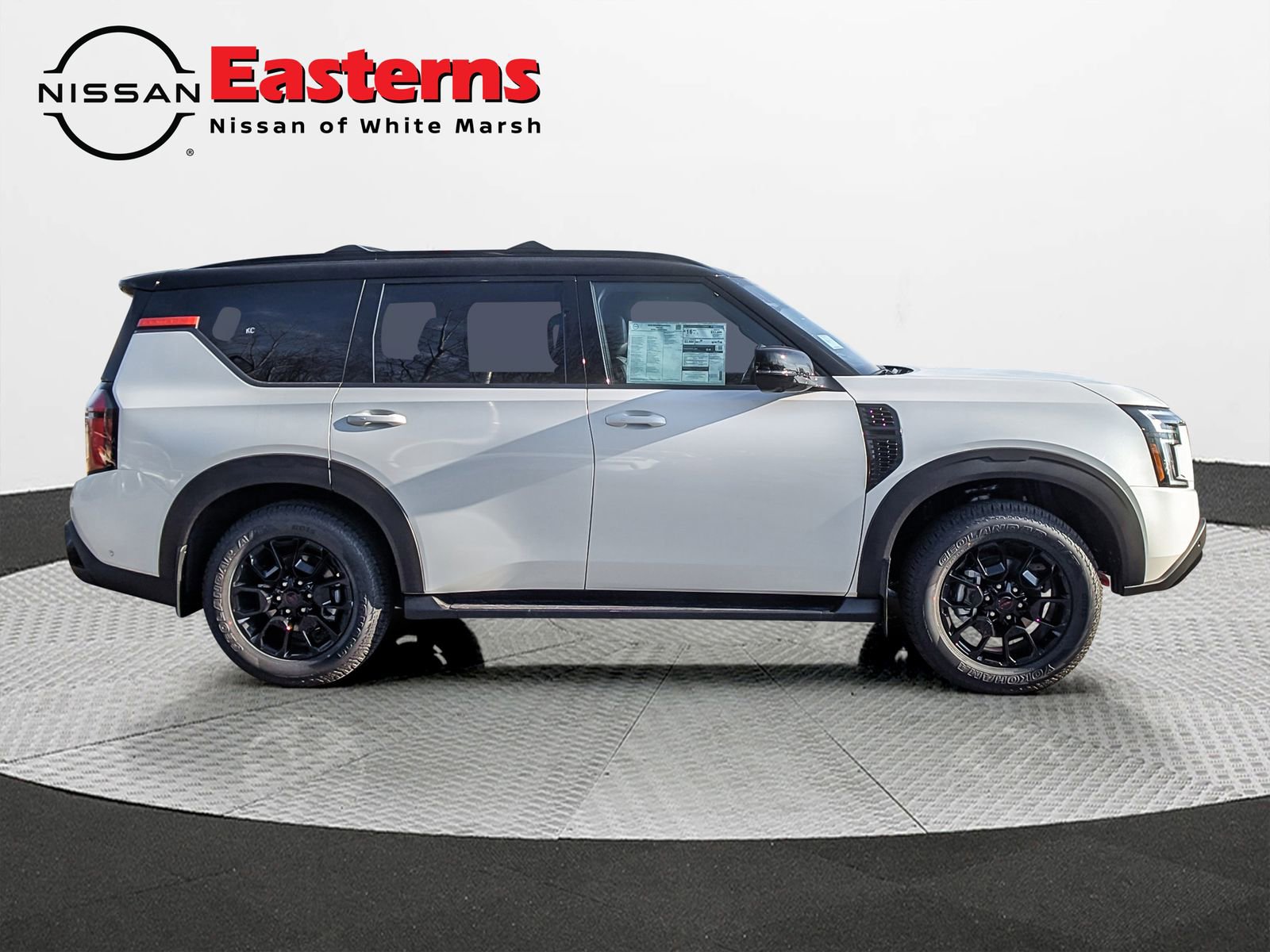 New 2026 Nissan Armada PRO-4X w/ Captain's Chari Seat Package image 5