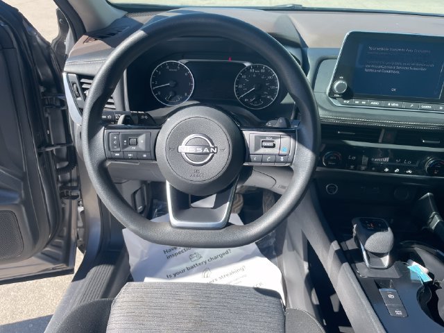 Used 2023 Nissan Rogue SV AWD/4WD image 23