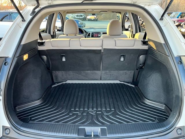 Used 2018 Honda HR-V EX image 8