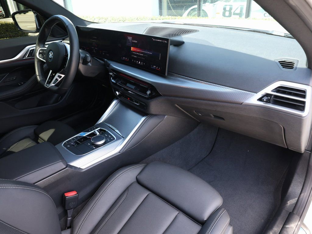 Used 2025 BMW i4 eDrive40 w/ M Sport Package image 21