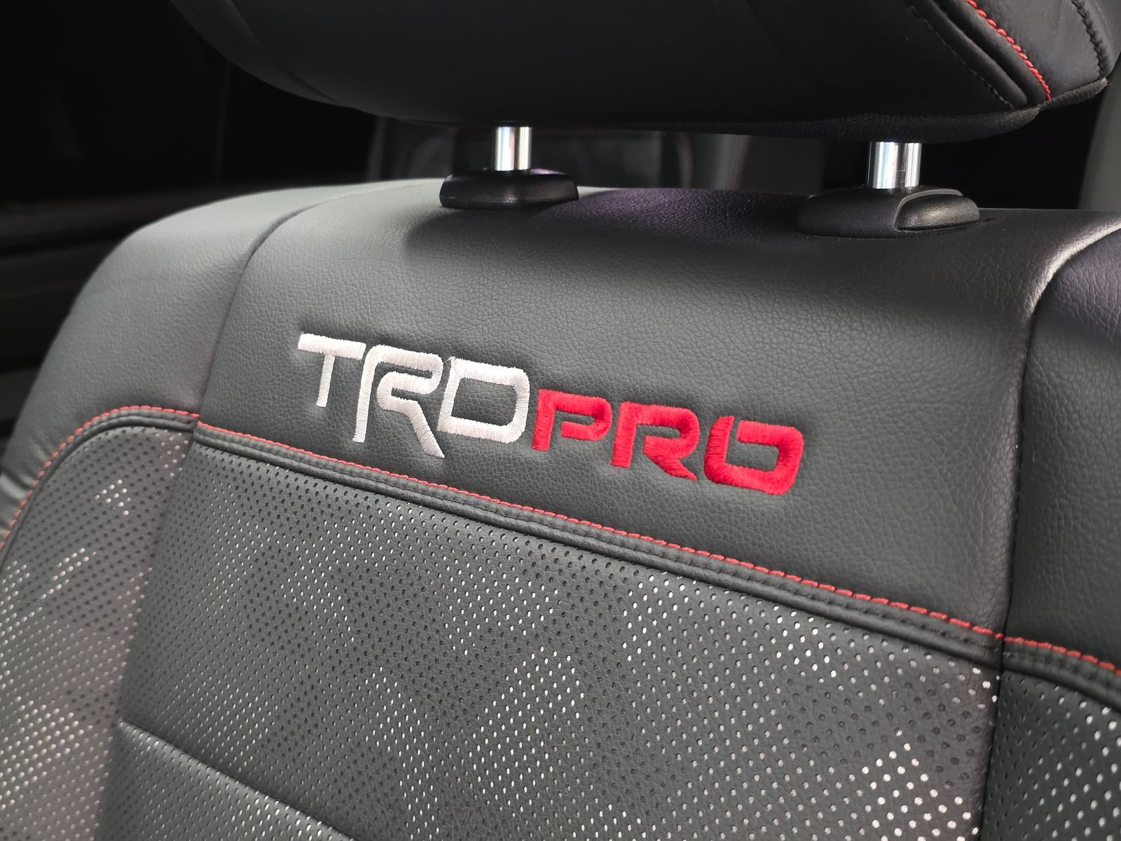 Used 2024 Toyota Sequoia TRD Pro AWD/4WD image 4