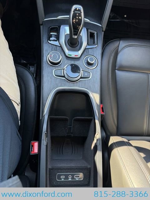 Used 2020 Alfa Romeo Stelvio Sport w/ Quick Order Package 22J Sport image 13