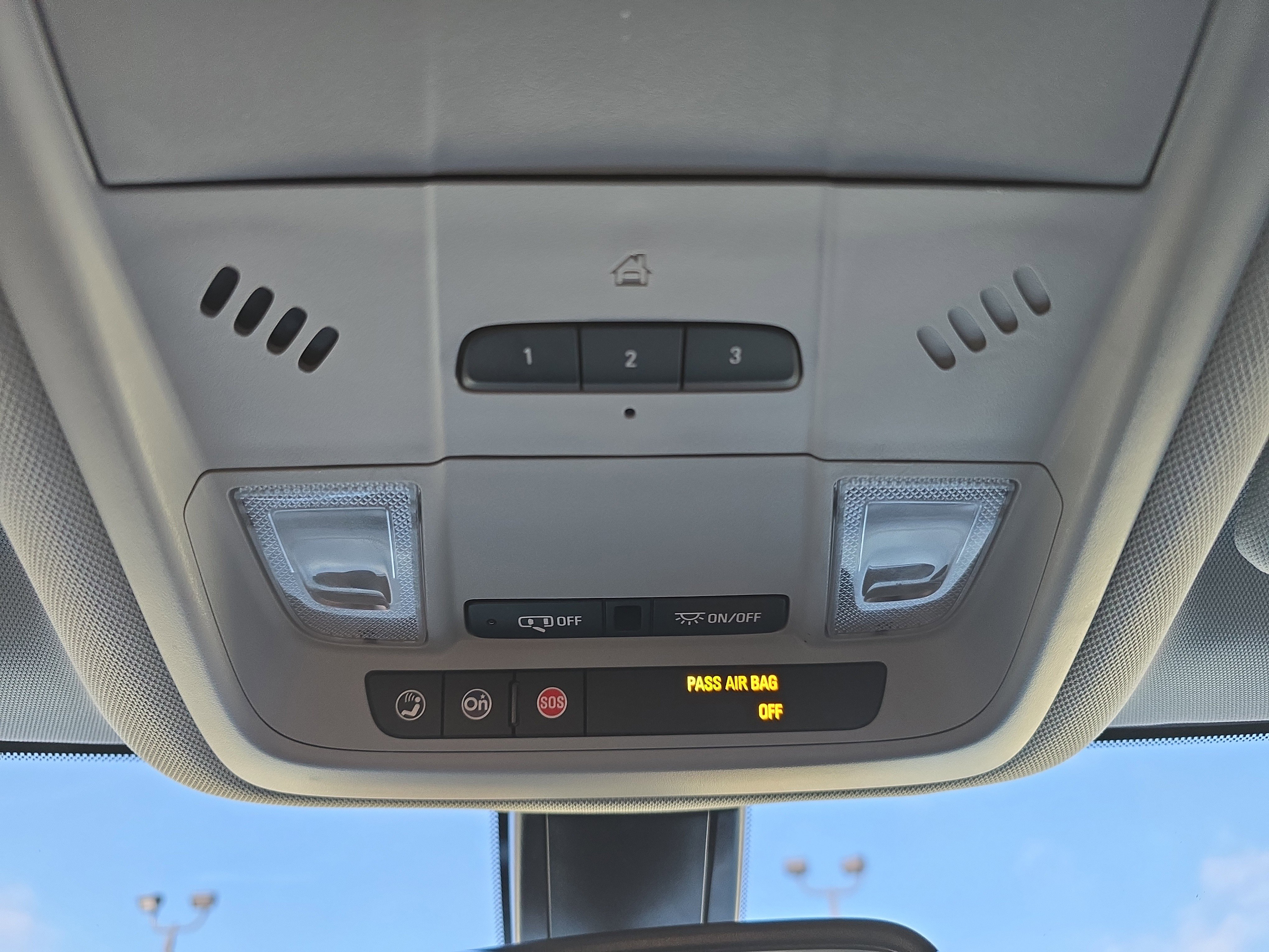 Used 2019 Chevrolet Blazer LT image 32