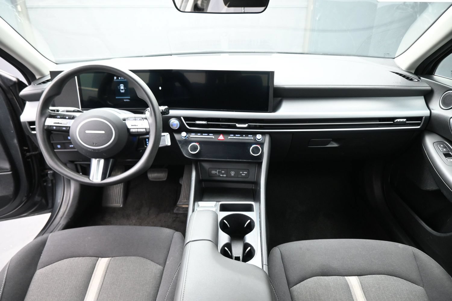Used 2025 Hyundai Sonata SEL FWD image 16