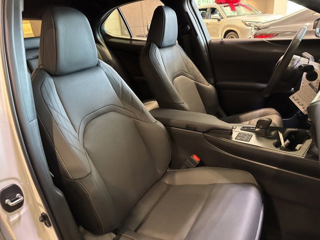 New 2025 Lexus UX 300h AWD image 49