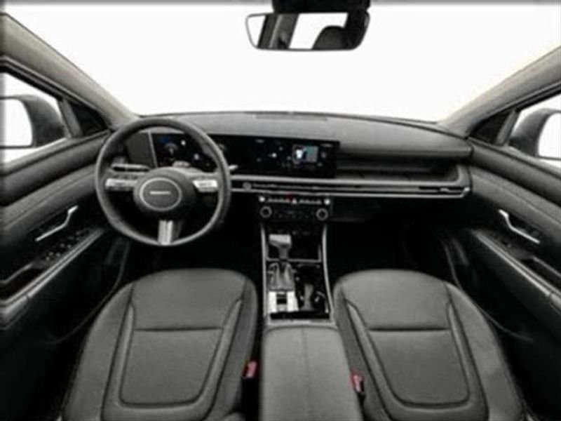 Used 2025 Hyundai Tucson SEL image 13