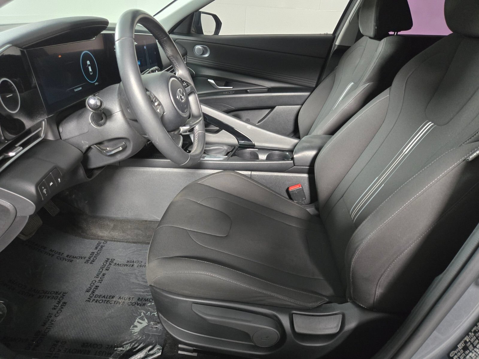 Used 2023 Hyundai Elantra SEL w/ Convenience Package FWD image 11