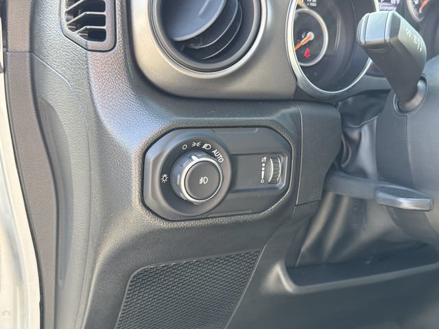 Used 2023 Jeep Wrangler Unlimited Sport AWD/4WD image 15