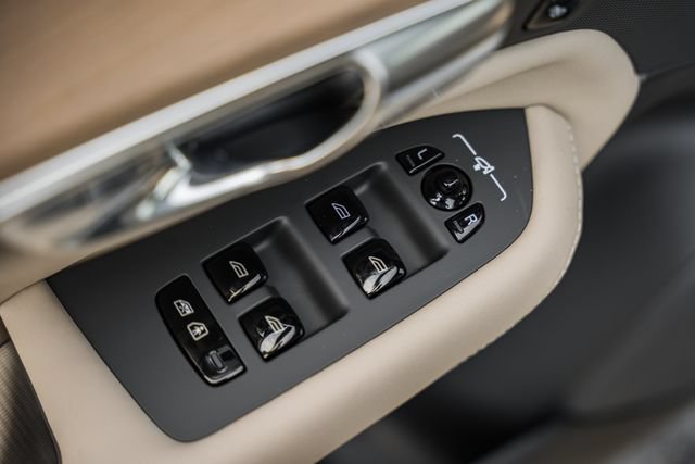 New 2026 Volvo XC90 T8 Ultra w/ Protection Package Premier AWD/4WD image 41
