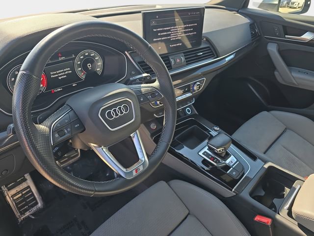 Used 2022 Audi SQ5 Premium Plus w/ Premium Plus Package image 19
