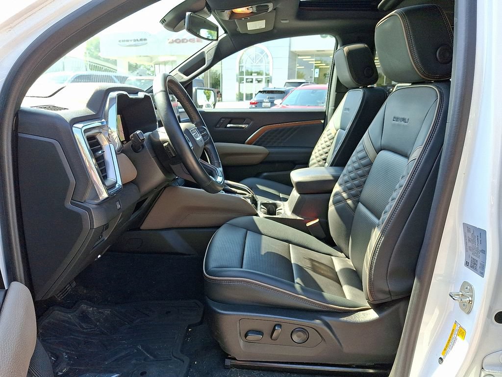 Used 2023 GMC Canyon Denali AWD/4WD image 11