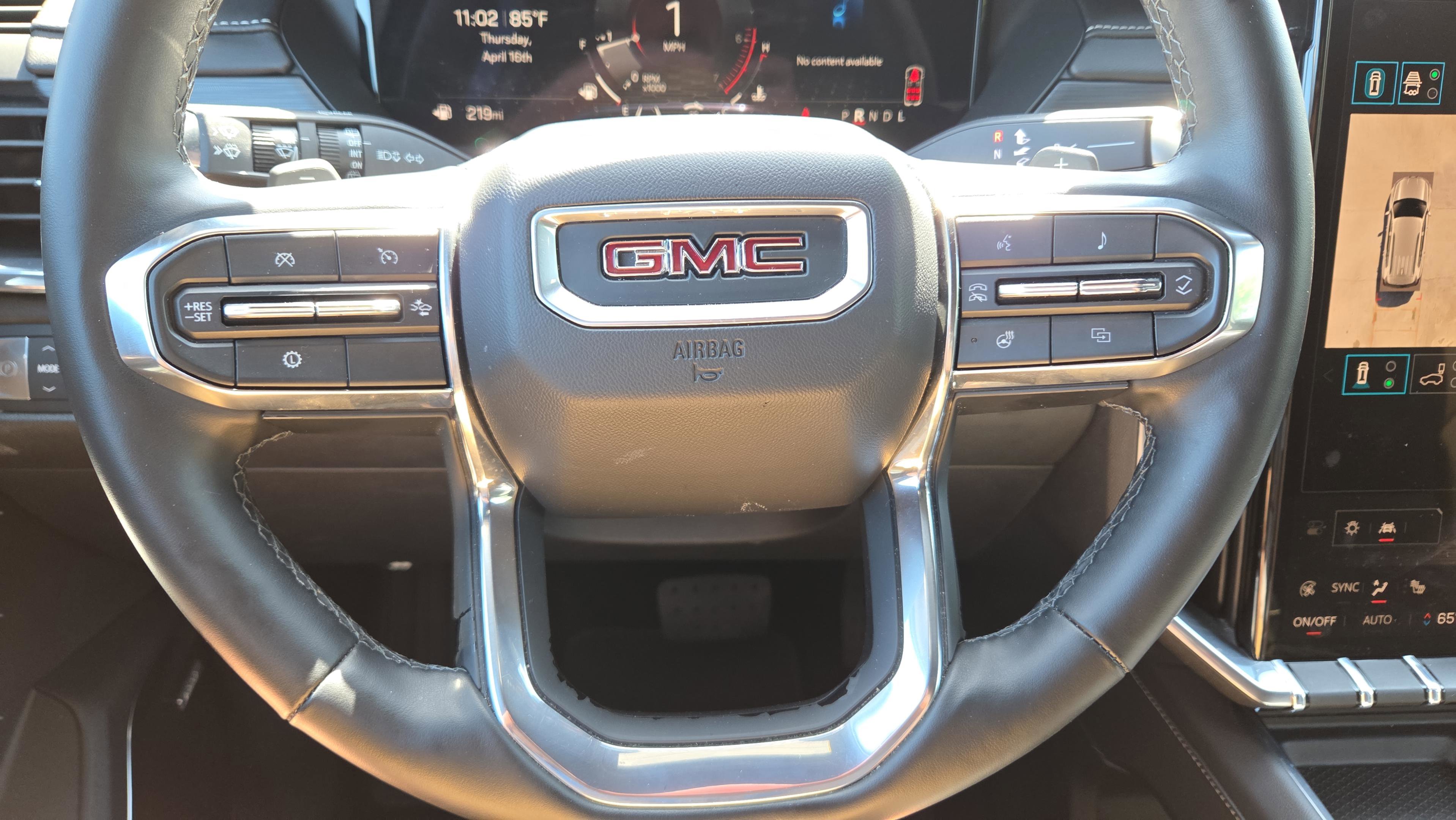 Used 2025 GMC Acadia Elevation image 27