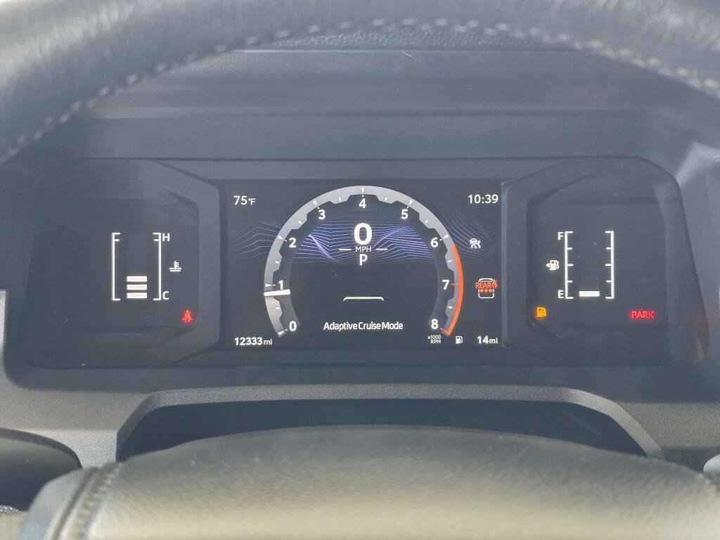 Certified 2025 Toyota 4Runner SR5 AWD/4WD image 21