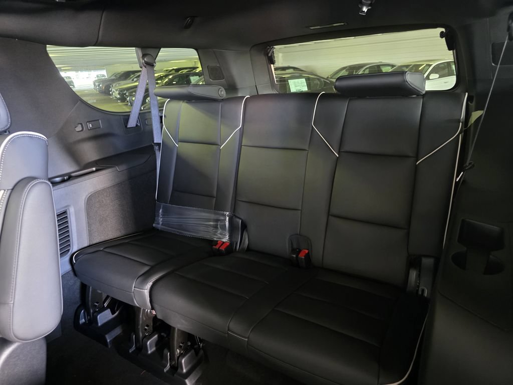 New 2026 Cadillac Escalade ESV Luxury w/ Touring Package AWD/4WD image 14