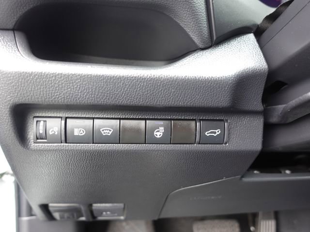 Certified 2023 Toyota RAV4 XLE Premium AWD/4WD image 22