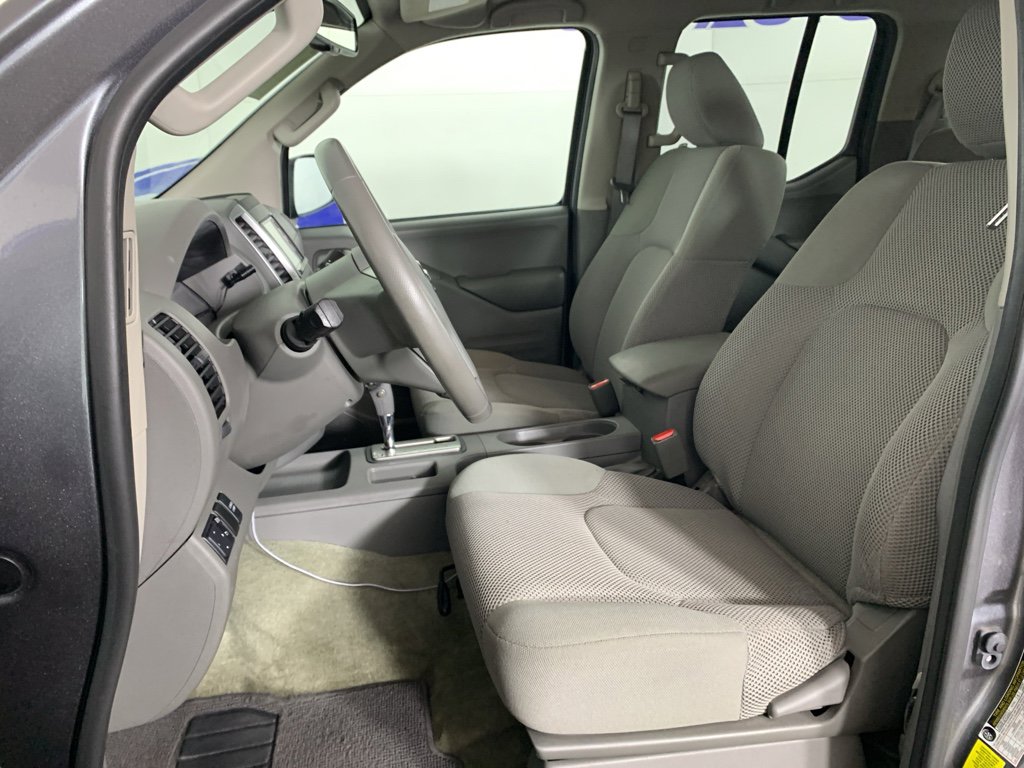 Used 2017 Nissan Frontier SV w/ SV Value Truck Package image 16