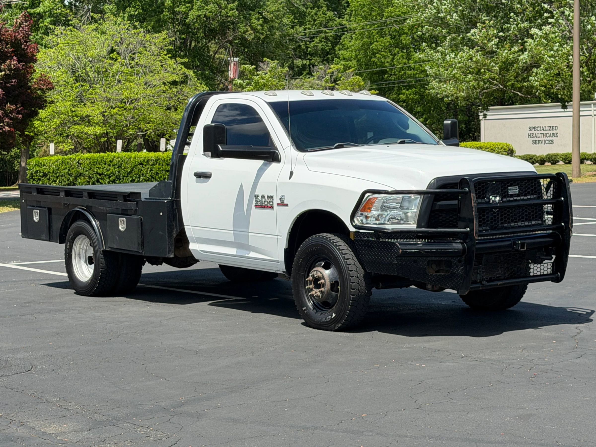 Used 2018 RAM 3500 Tradesman w/ Power & Remote Entry Group AWD/4WD image 4