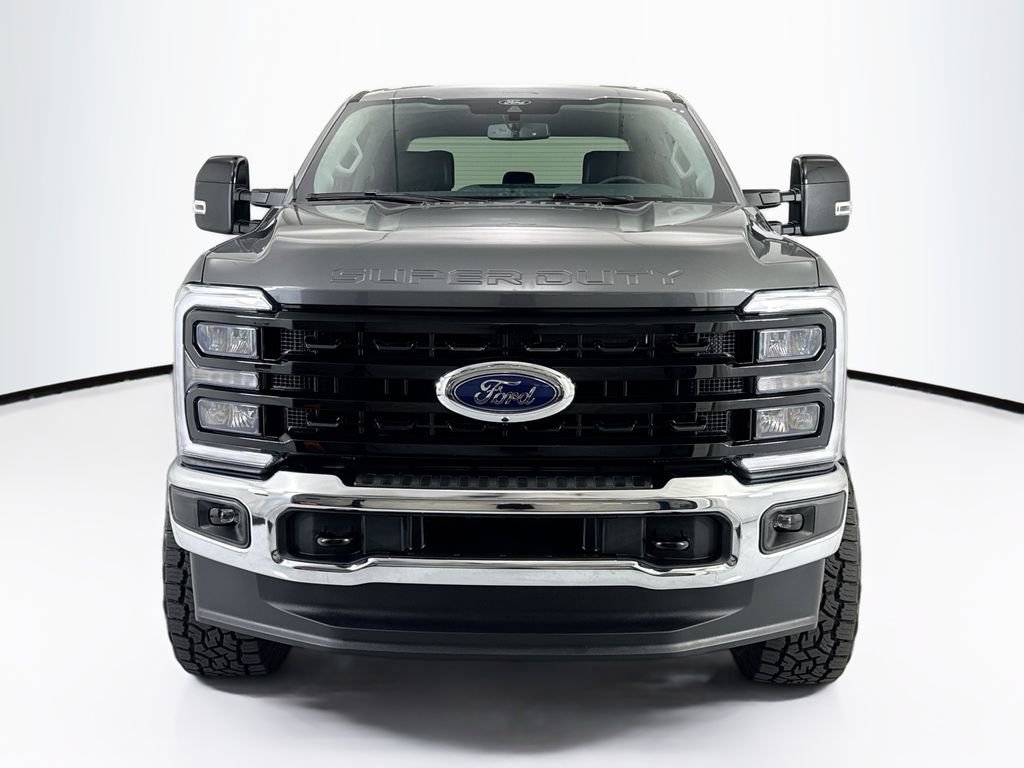 Used 2026 Ford F250 Lariat w/ FX4 Off-Road Package AWD/4WD image 2