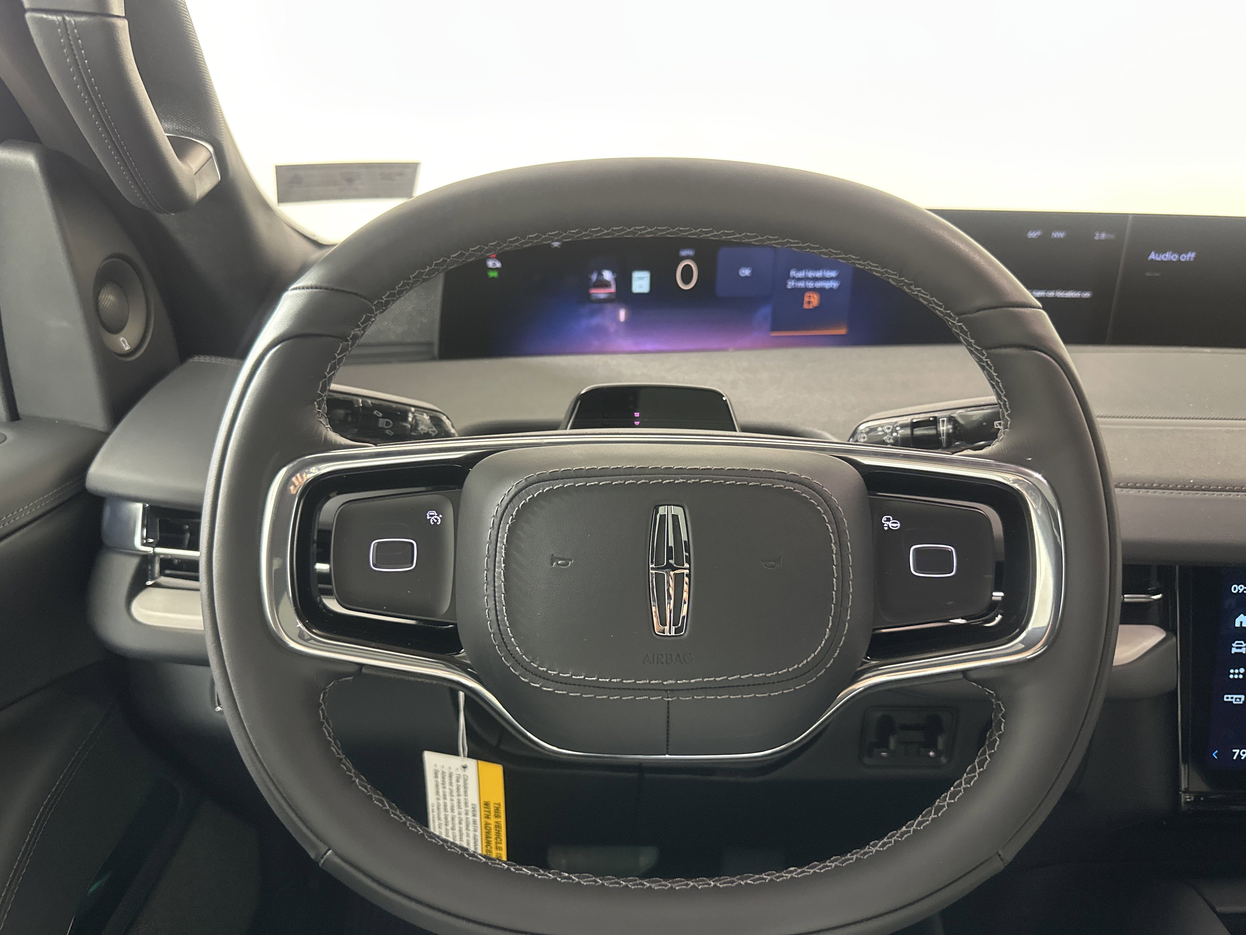 New 2025 Lincoln Navigator L Reserve image 12