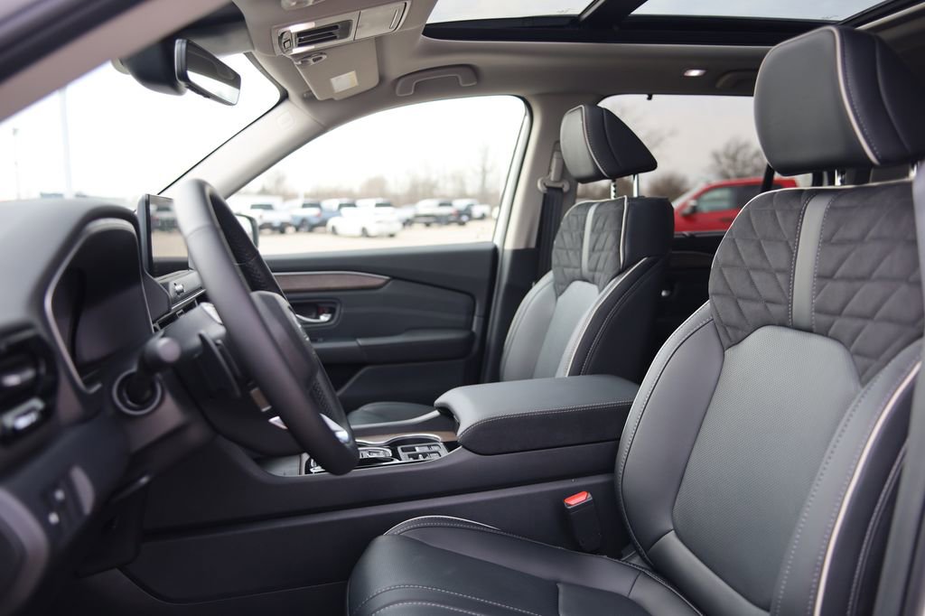 New 2026 Honda Pilot Elite image 12