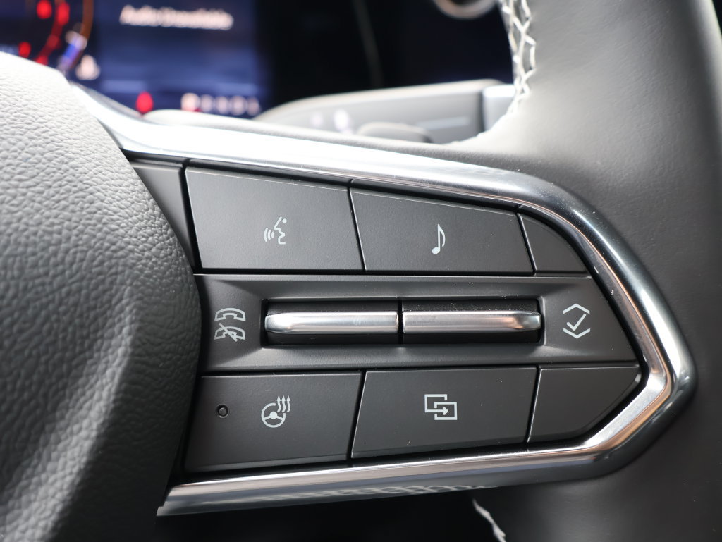 New 2027 Chevrolet Traverse LT w/ Driver Confidence Package FWD image 18