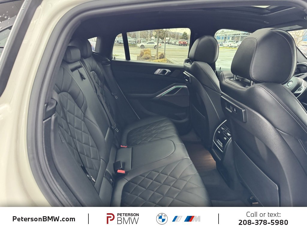 Used 2023 BMW X6 xDrive40i w/ M Sport Package image 21