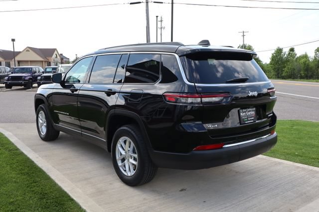 New 2026 Jeep Grand Cherokee L Laredo w/ Trailer Tow Package AWD/4WD image 25