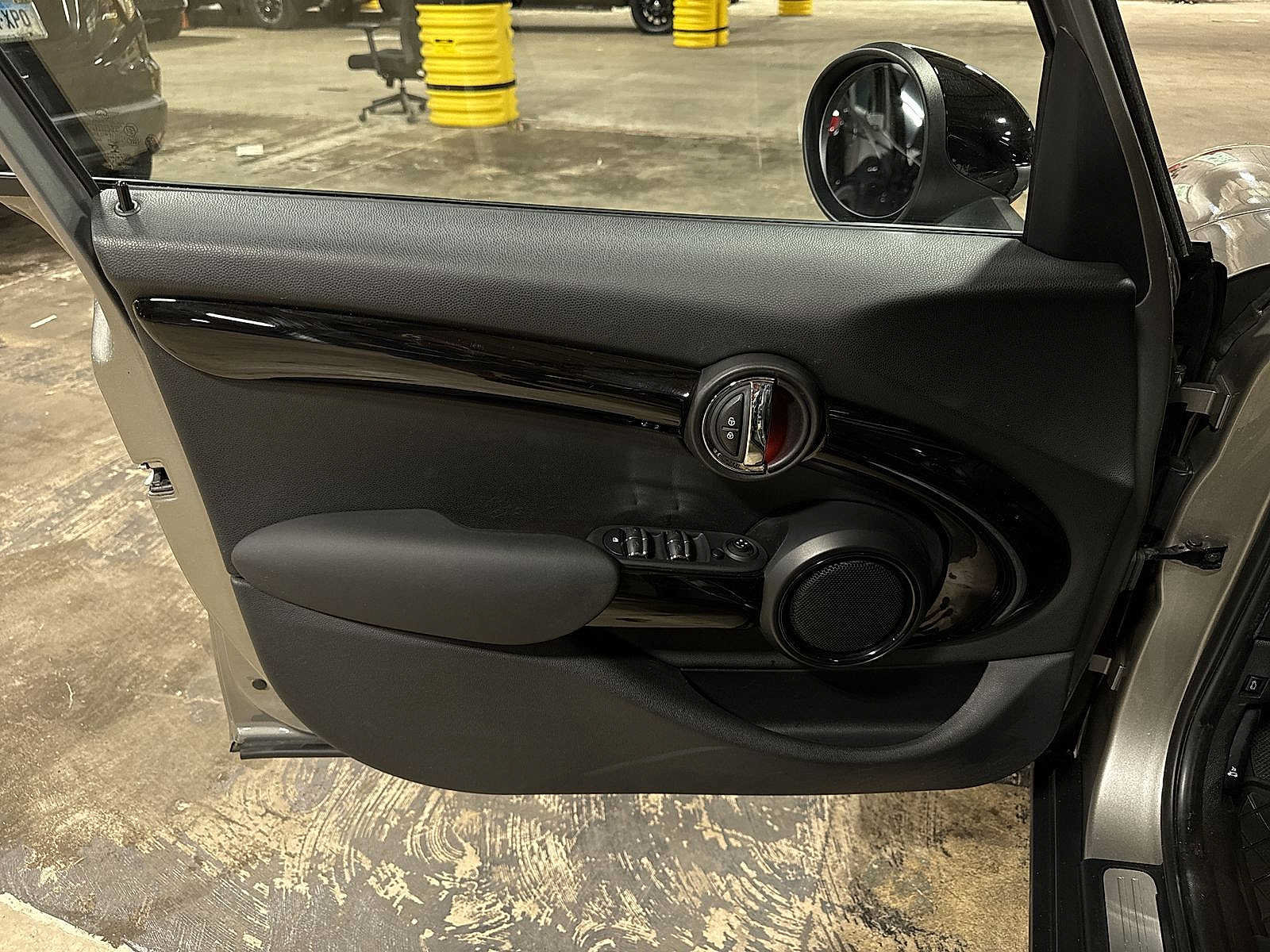 Used 2019 MINI Cooper S FWD image 27