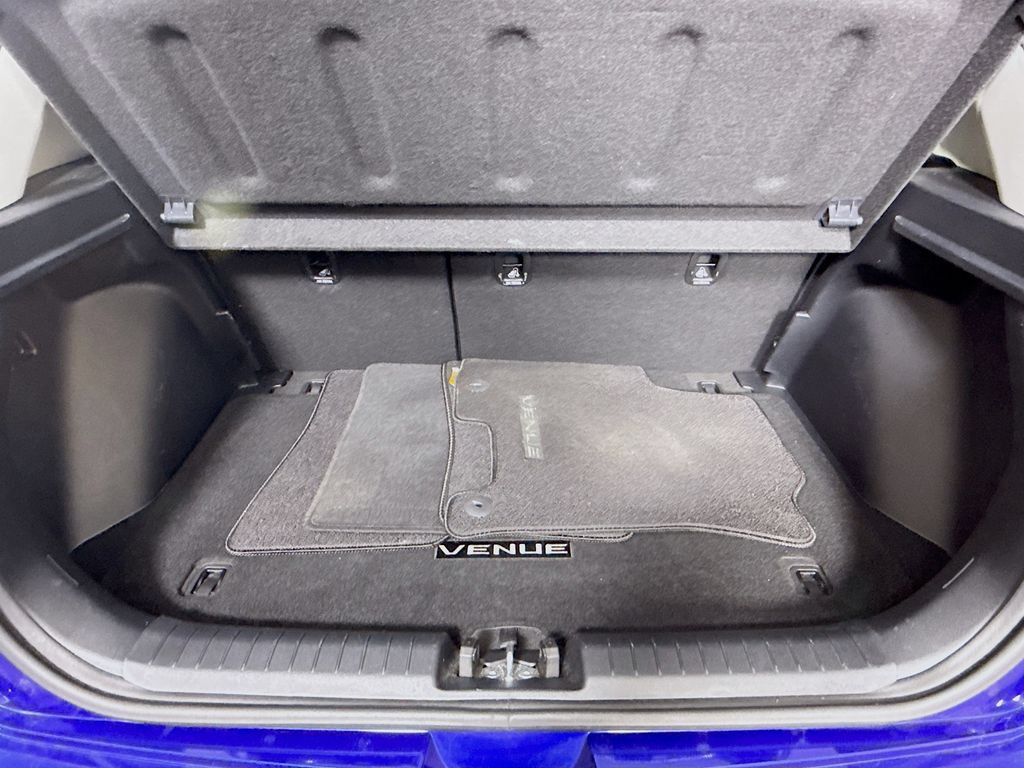 Certified 2024 Hyundai Venue SEL FWD image 29