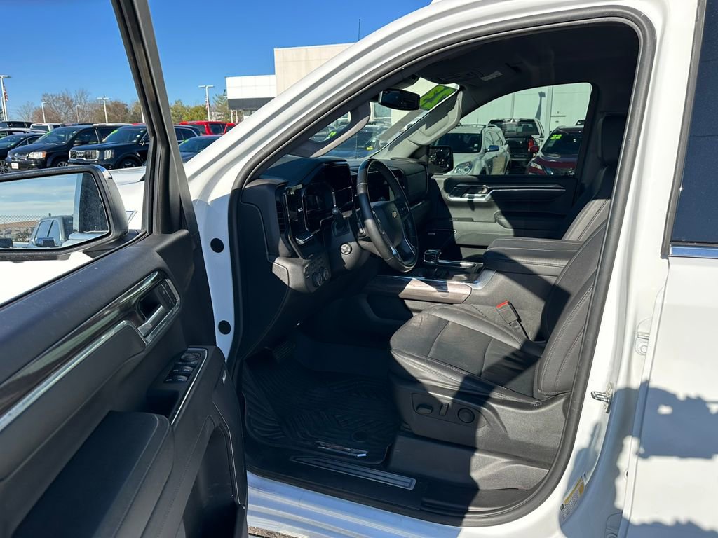 Used 2023 Chevrolet Silverado 1500 LTZ image 33