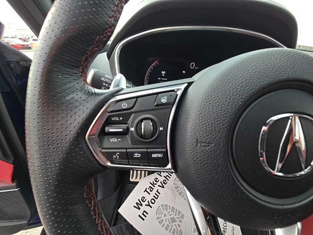 Used 2025 Acura MDX A-Spec image 18