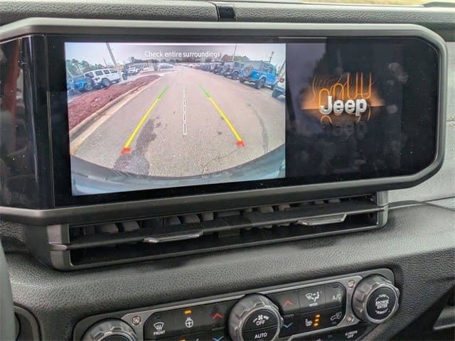 Used 2024 Jeep Wrangler Sport S image 13